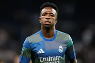 Real Madryt negocjuje transfer Yana Diomandé. W tle sytuacja Viníciusa Jr.