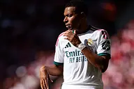 Mbappé, Cucurella i Diomandé polecieli na galę Złotej Piłki