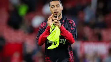 Youri Tielemans może żałować transferu do Manchesteru United. Były skaut wskazał powód
