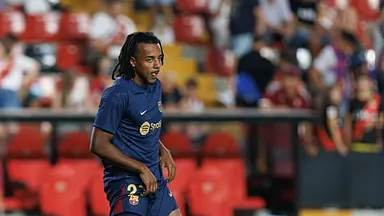 Koundé popiera Yamala w walce o Ballon d'Or