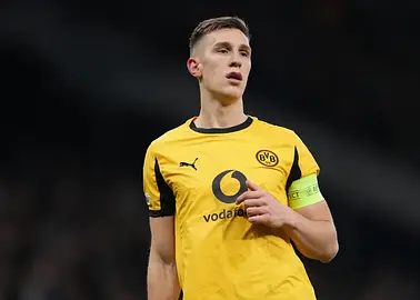 Schlotterbeck przedłuża kontrakt z Borussią Dortmund do 2031 roku