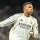 BILD: Mbappe namawia Olise na transfer do Realu Madryt. Teraz negocjacje z Bayernem