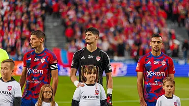 Vladan Kovacević na stałe w Legii Warszawa: nowy bramkarz z doświadczeniem