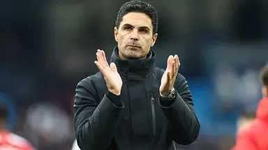 Arteta chwali Trossarda przed meczem z Liverpoolem