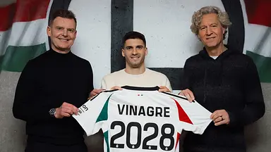 Oficjalnie: Legia wykupiła Rubena Vinagre 