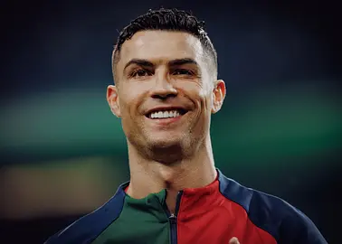 Louis Saha chwali Distina i nazywa Ronaldo cyborgiem