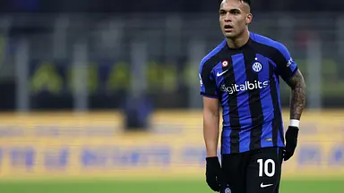 Inter Mediolan gromi Slavię Praga 3:0