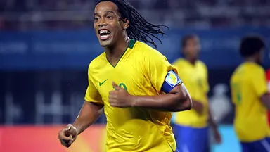 Syn Ronaldinho w Hull City - nowy kontrakt