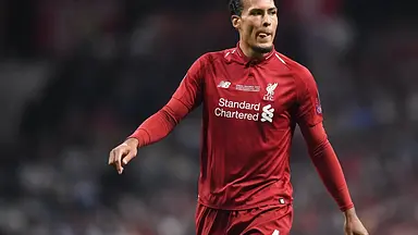 Van Dijk chwali Bradleya za powstrzymanie Viniciusa