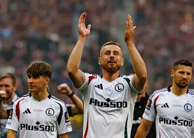Legia Warszawa - Widzew Łódź: 1:1 po dwóch golach Rafała Augustyniaka