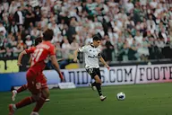 Jagiellonia Białystok - Legia Warszawa: trzy gole w pierwszej połowie, goście prowadzą 2:1