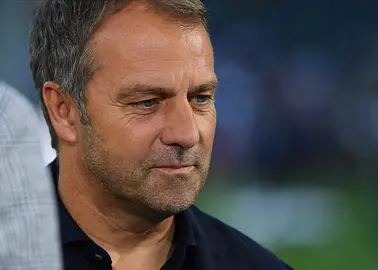 Hansi Flick trenerem miesiąca LaLiga. Nagroda dla szkoleniowca Barcelony