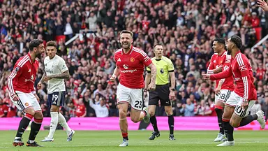 Manchester United odkłada transfer lewego obrońcy. Luke Shaw zachowa miejsce