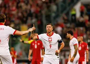 Lewandowski komentuje wpis „Time to say goodbye” po meczu ze Szwecją