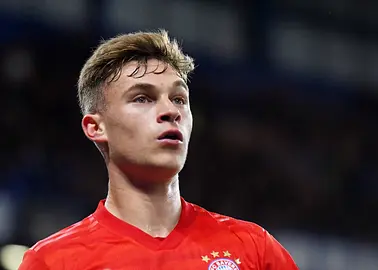 Znakomity Kimmich, Borussia walczy dalej