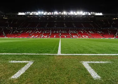 Manuel Ugarte blisko Manchesteru United