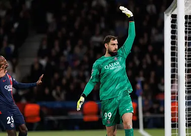 Galatasaray poluje na Donnarummę z PSG