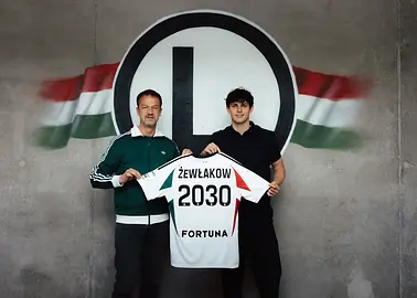 Jakub Żewłakow w Legii do 2030!