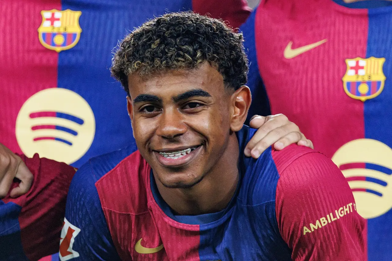 Barcelona utrzymuje przewagę. Lamine Yamal bohaterem!