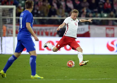 Ile zarabia Kamil Glik? Zarobki polskiego obrońcy