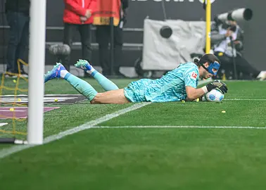 Kamil Grabara – kariera, zarobki i kontuzje