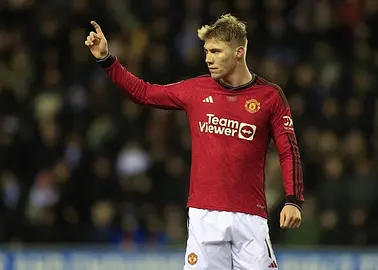 Napoli blisko transferów Elmasa i Hojlunda